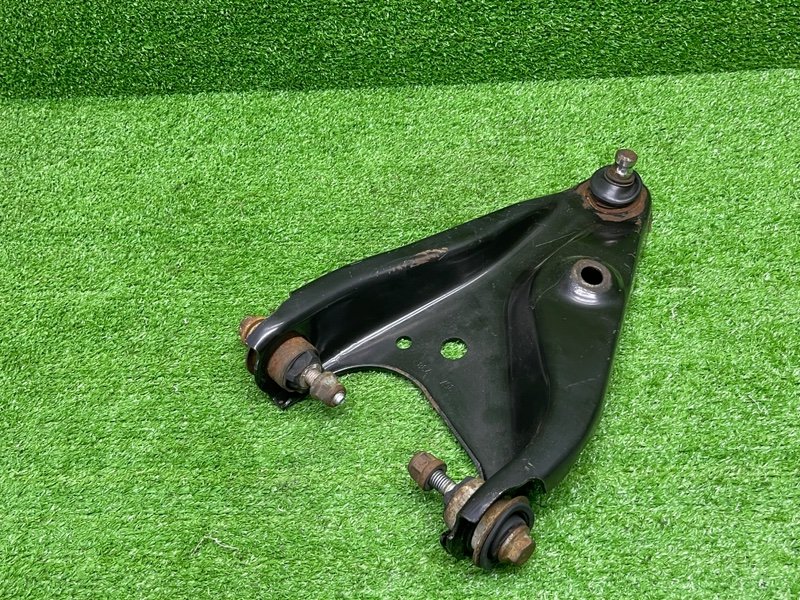 Рычаг передний правый, 1500 рублей, Москва