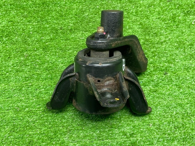 Опора двигателя, 2000 рублей, Москва