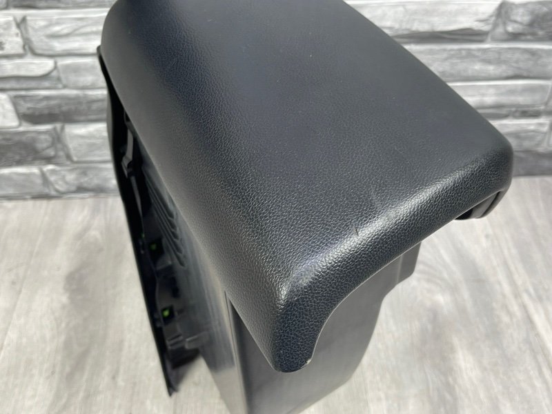 Подлокотник, 4000 рублей, Москва