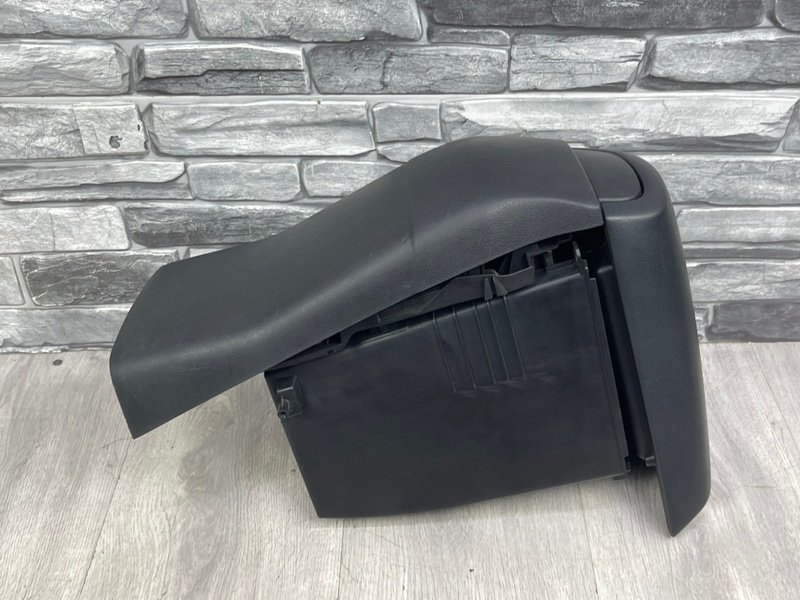 Подлокотник, 4000 рублей, Москва