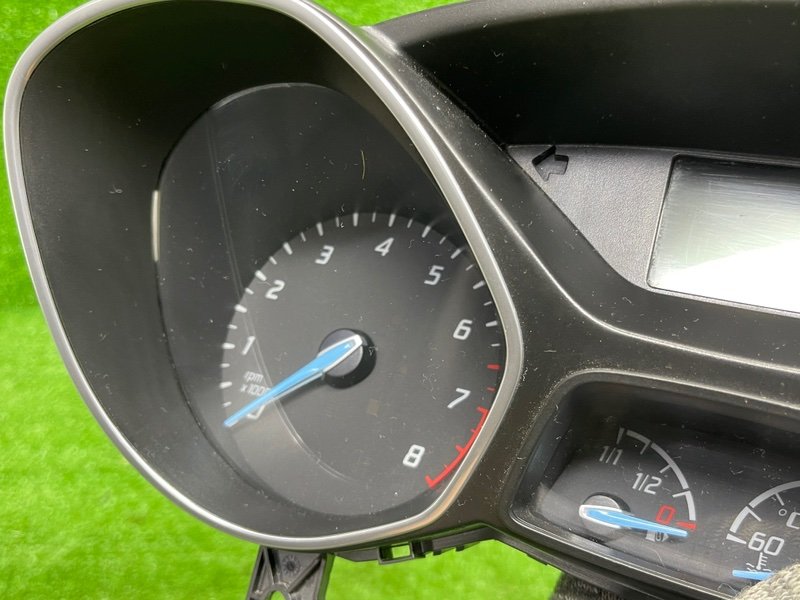 Панель приборов, 1600 рублей, Москва