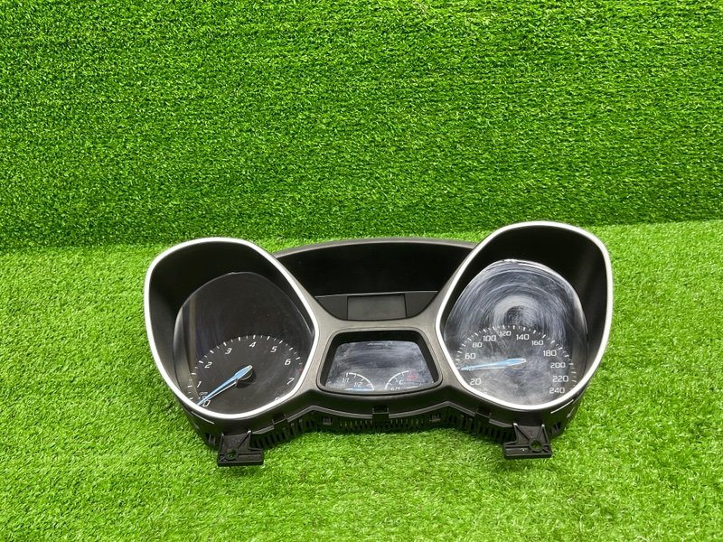 Панель приборов, 1600 рублей, Москва