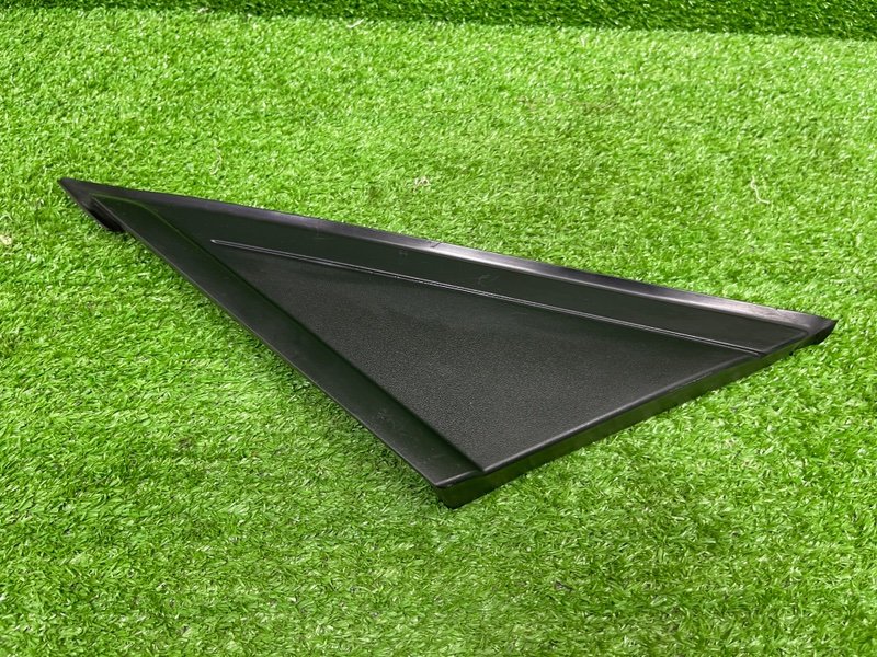 Накладка крыла, 500 рублей, Москва