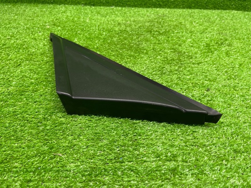 Накладка крыла, 500 рублей, Москва