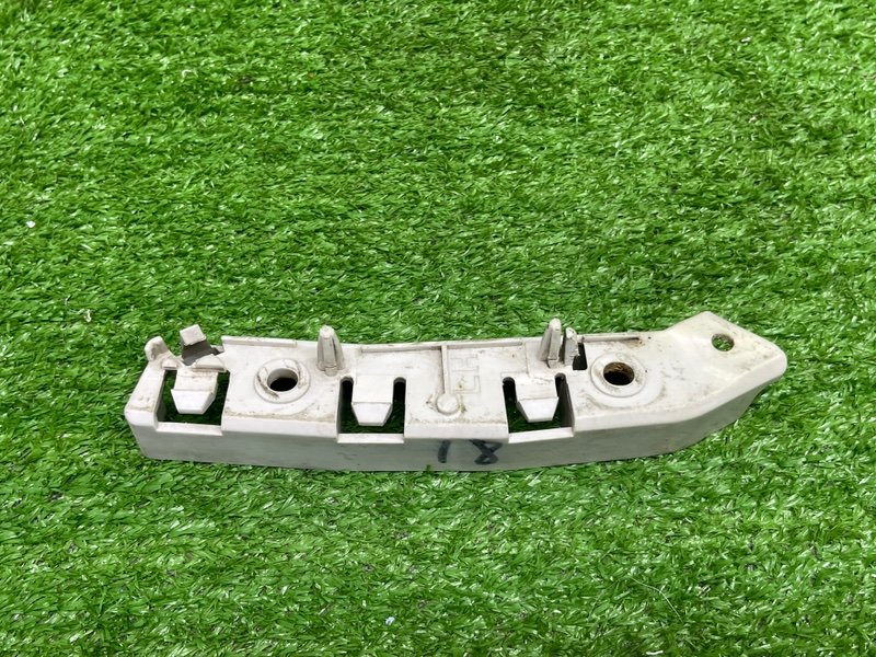 Кронштейн переднего бампера, 500 рублей, Москва