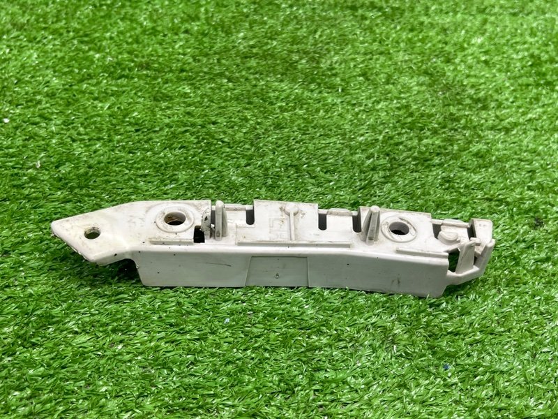 Кронштейн переднего бампера, 500 рублей, Москва