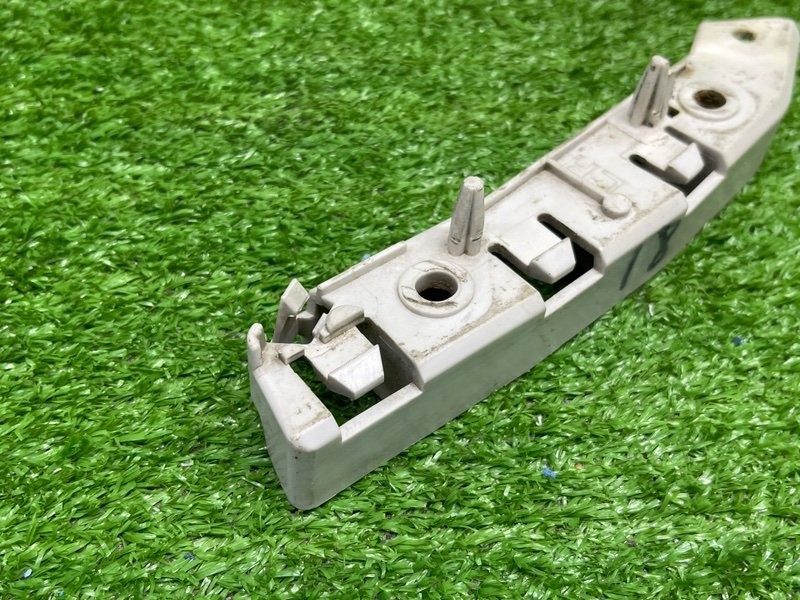 Кронштейн переднего бампера, 500 рублей, Москва