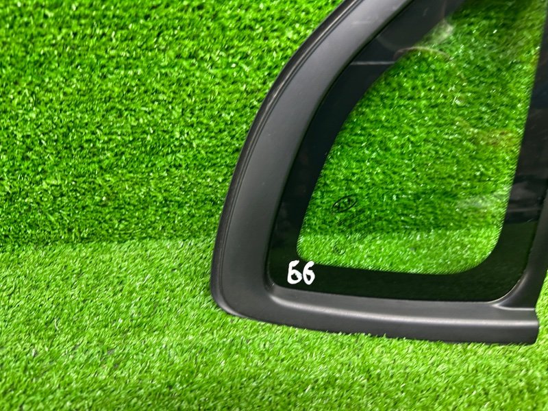 Стекло глухое зад. правое, 1000 рублей, Москва