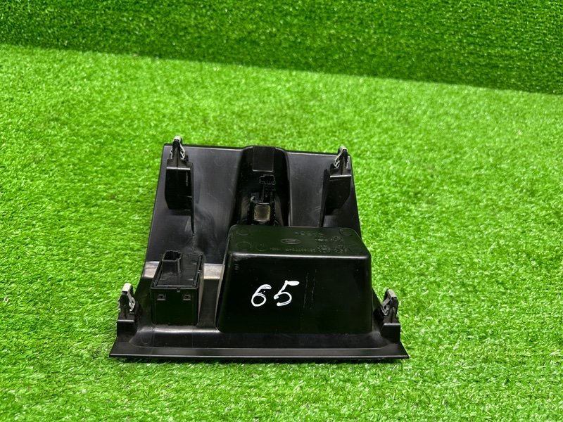 Ящик передней консоли, 1000 рублей, Москва