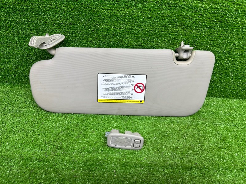 Козырек солнцезащитный, 1000 рублей, Москва