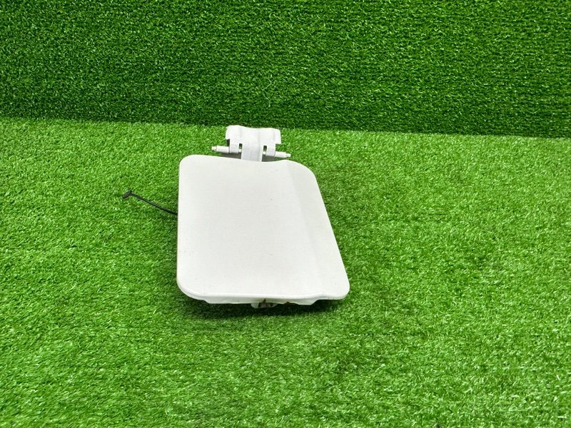 Лючок топливного бака, 500 рублей, Москва