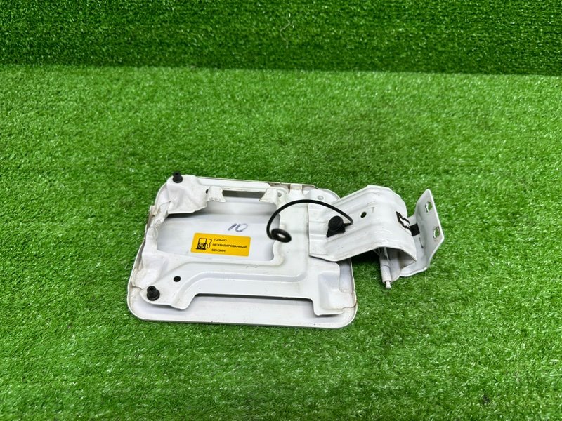 Лючок топливного бака, 500 рублей, Москва