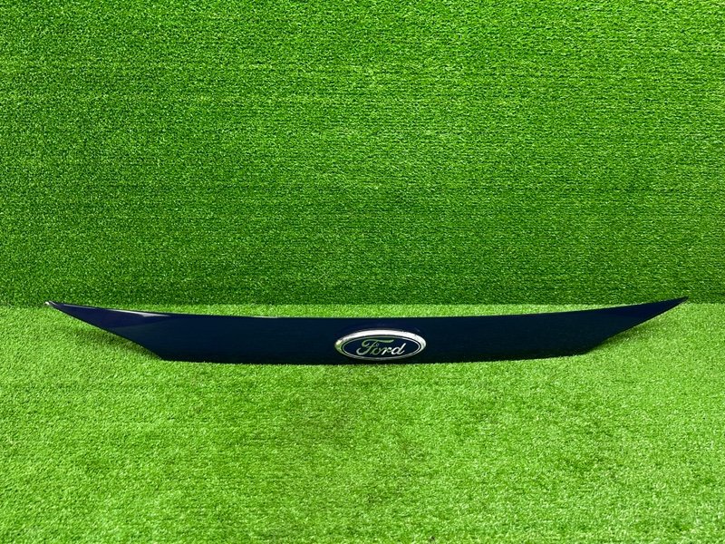 Накладка крышки багажника, 2100 рублей, Москва