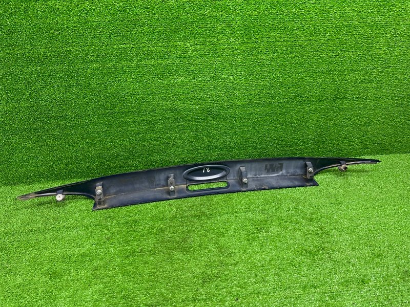 Накладка крышки багажника, 2100 рублей, Москва