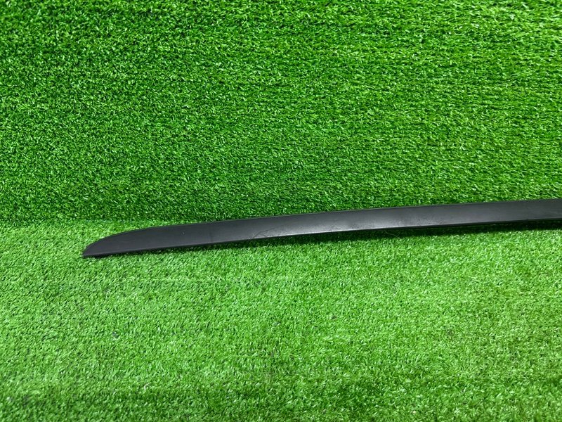 Молдинг лобового стекла, 2000 рублей, Москва