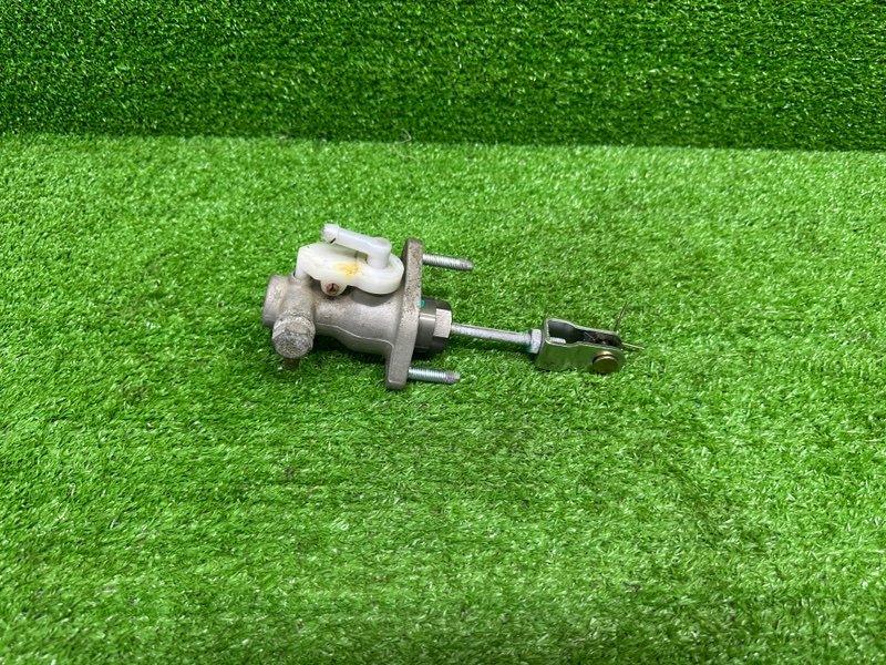 Главный цилиндр сцепления, 1000 рублей, Москва