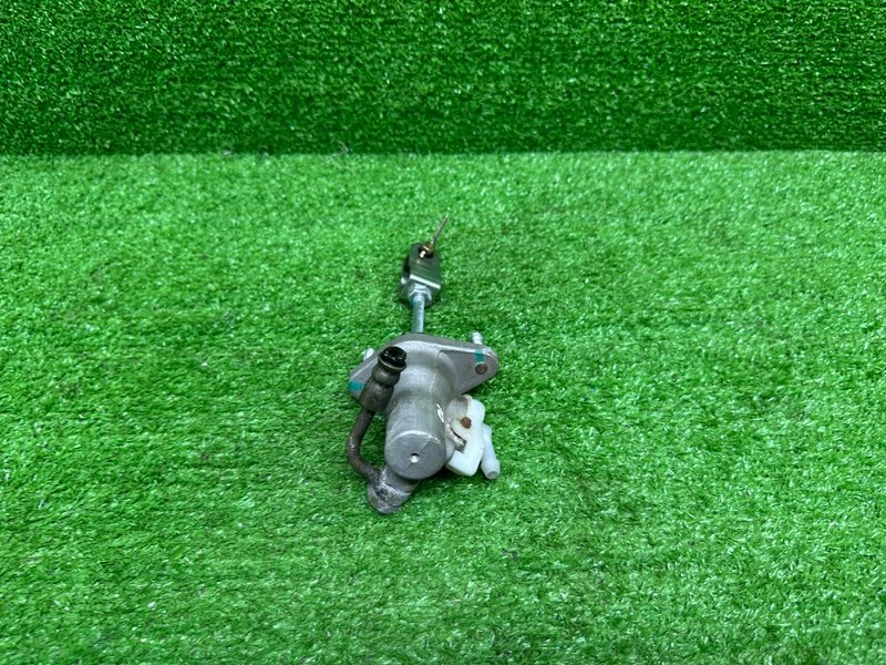 Главный цилиндр сцепления, 1000 рублей, Москва