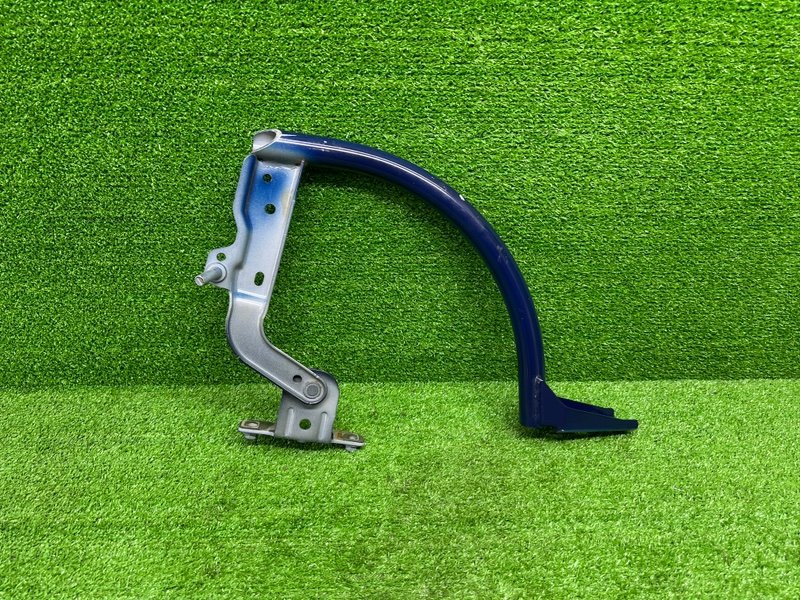 Петля крышки багажника, 1500 рублей, Москва