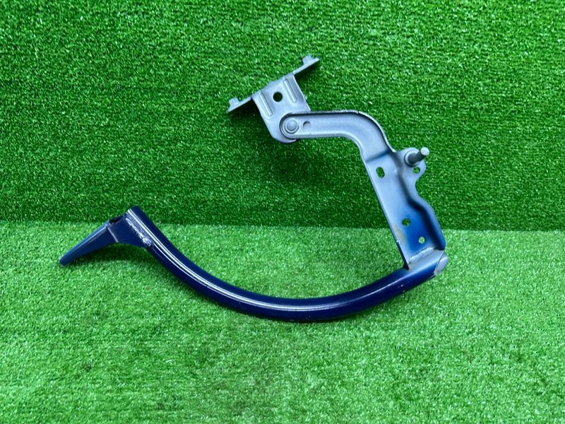 Петля крышки багажника, 1500 рублей, Москва