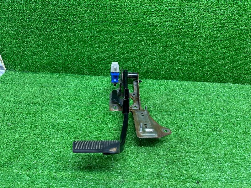 Педаль тормоза, 1100 рублей, Москва