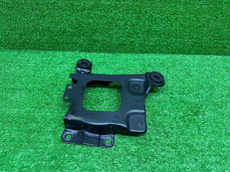 Площадка под АКБ, 1000 рублей, Москва