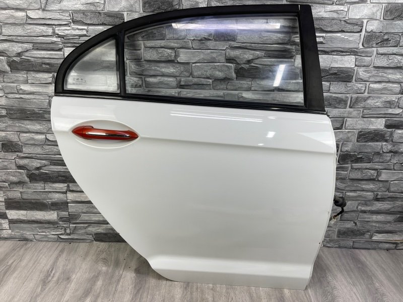 Дверь задняя правая, 10000 рублей, Москва