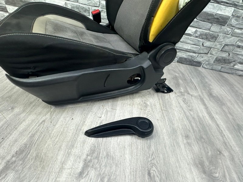 Сиденье переднее левое, 5000 рублей, Москва