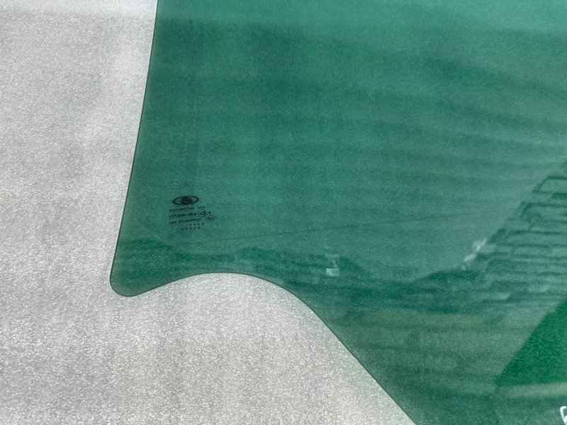 Стекло двери задней правой, 1500 рублей, Москва