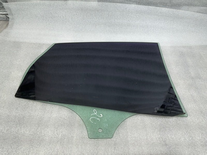 Стекло двери задней левой, 1000 рублей, Москва