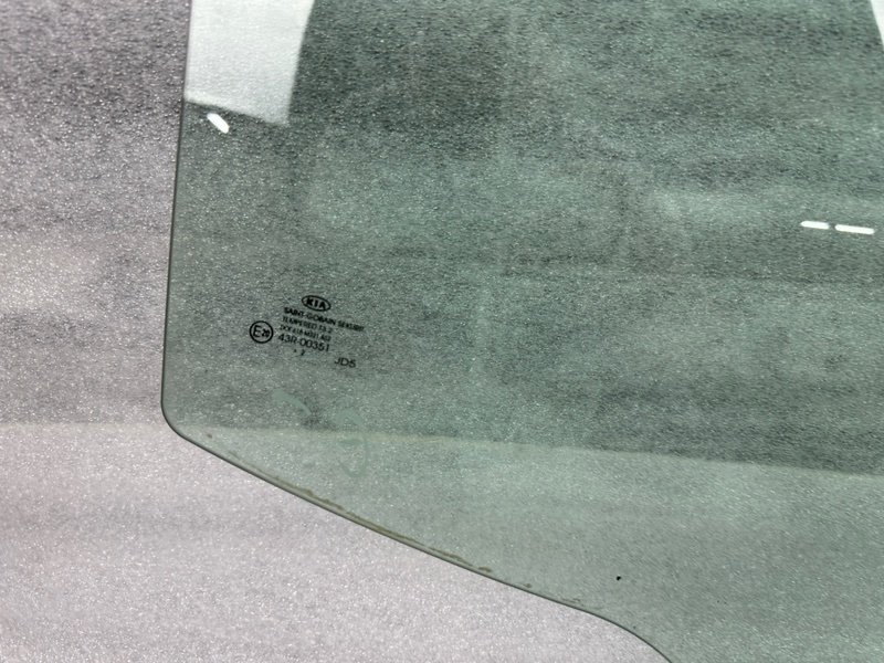 Стекло двери задней правой, 1500 рублей, Москва