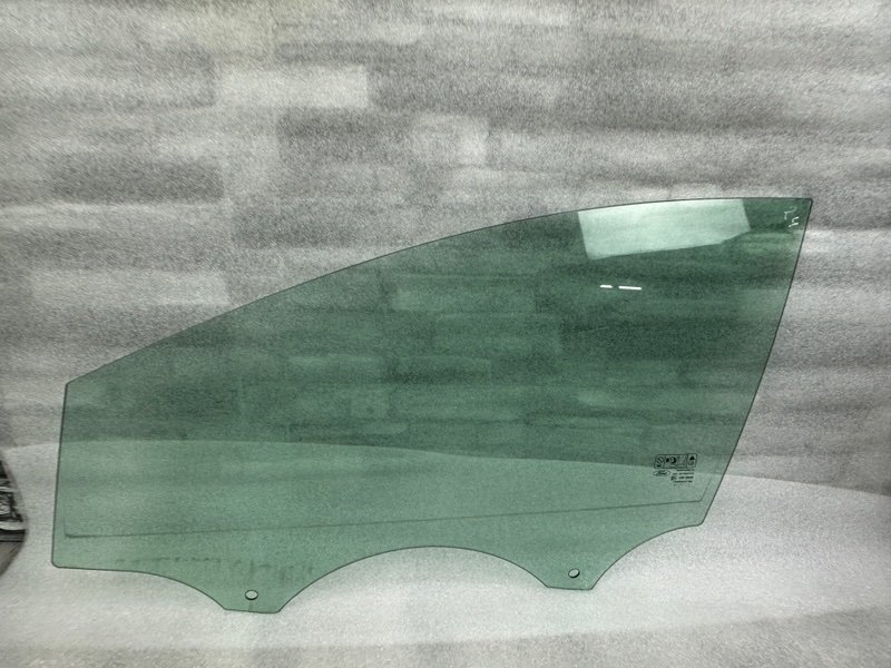 Стекло двери передней левой, 1200 рублей, Москва