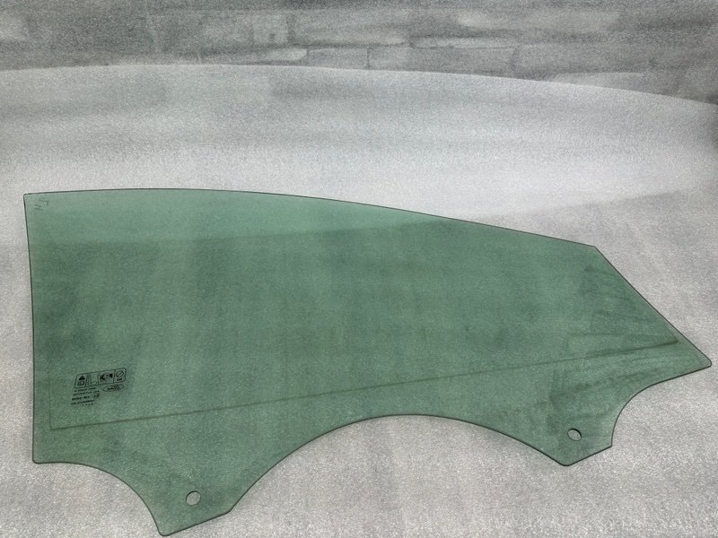 Стекло двери передней левой, 1200 рублей, Москва