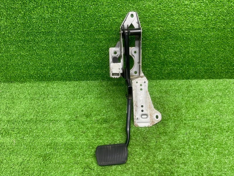 Педаль тормоза, 1100 рублей, Москва