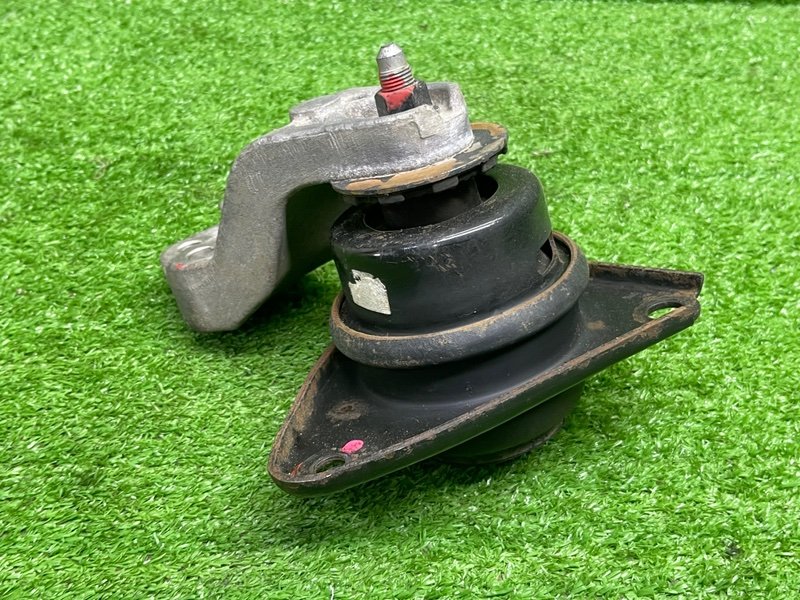 Опора двигателя, 2000 рублей, Москва