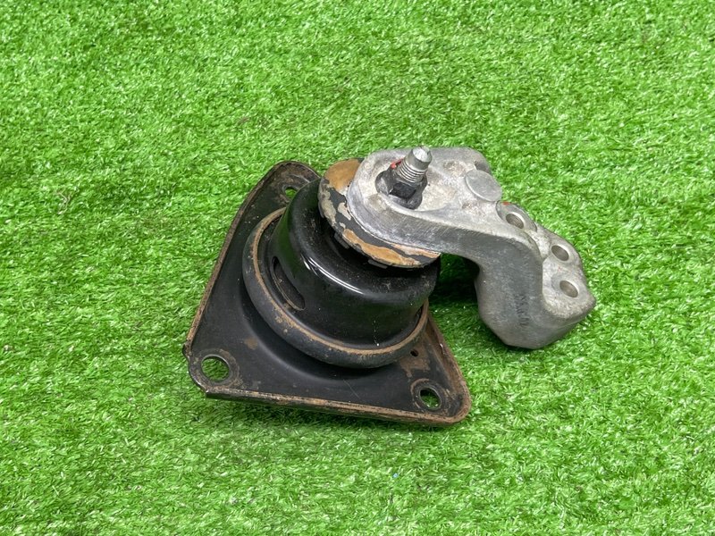 Опора двигателя, 2000 рублей, Москва