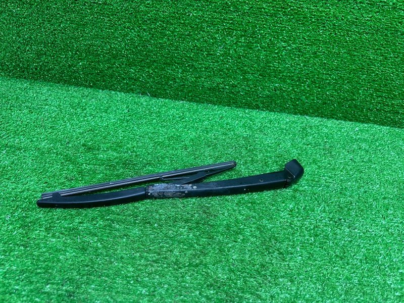 Поводок стеклоочистителя задний, 3000 рублей, Москва