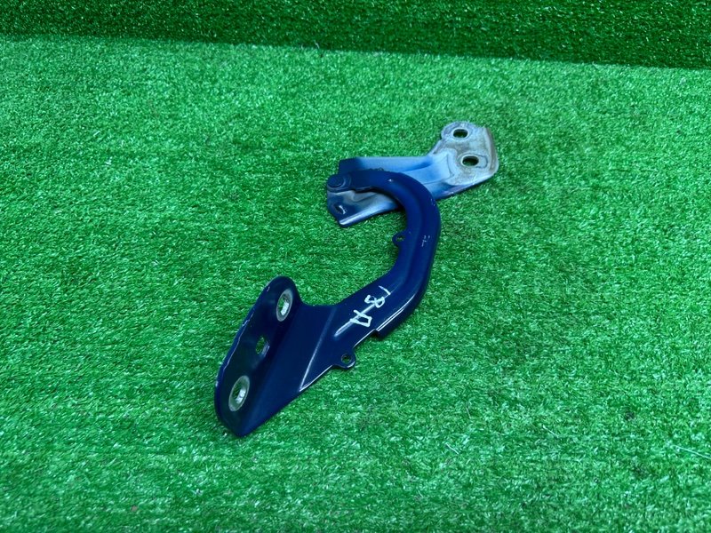 Петля капота, 900 рублей, Москва