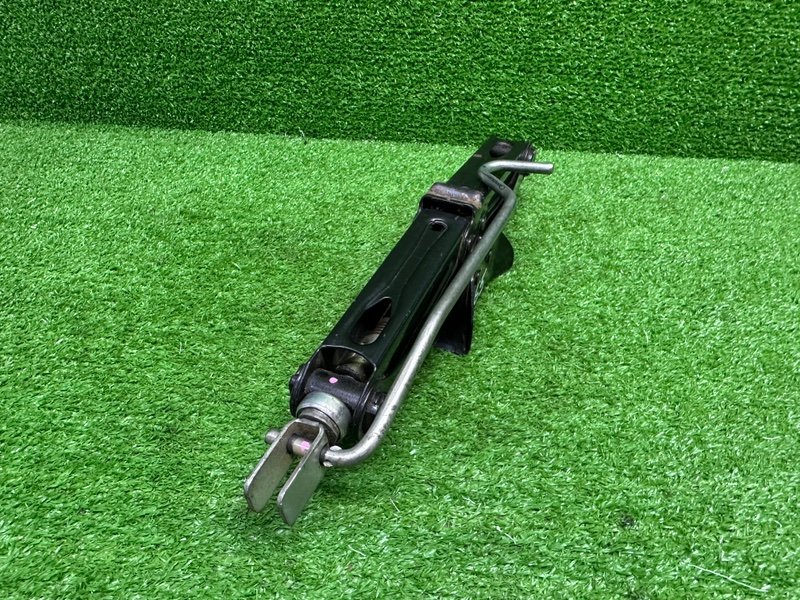 Домкрат, 2000 рублей, Москва