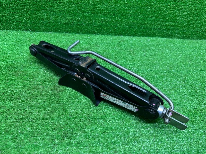 Домкрат, 2000 рублей, Москва