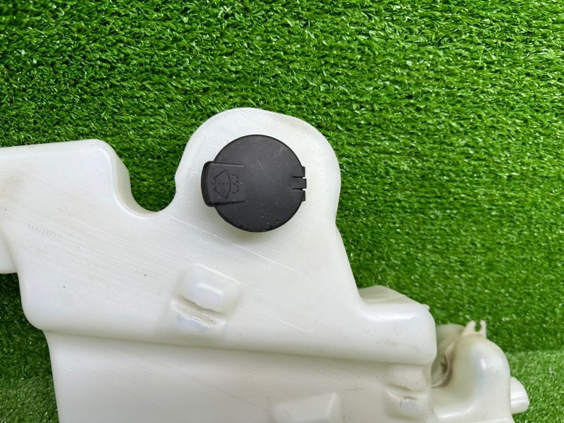 Бачок омывателя лобового стекла, 1000 рублей, Москва