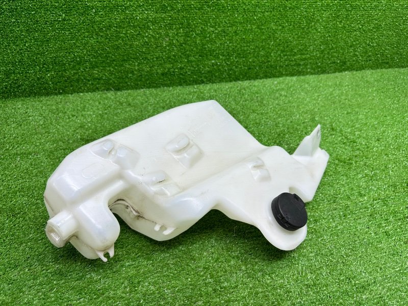 Бачок омывателя лобового стекла, 1000 рублей, Москва