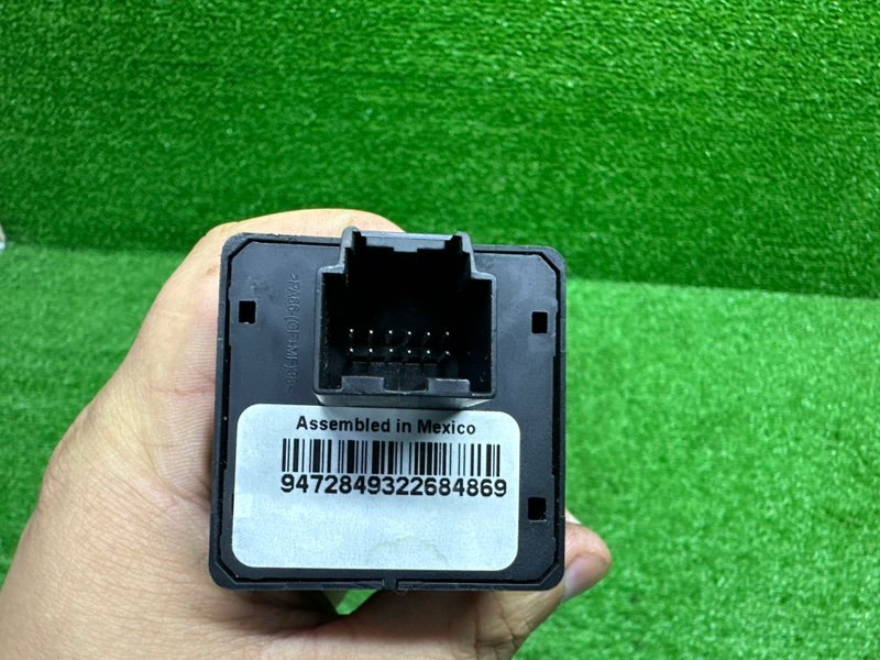 Кнопка, 4000 рублей, Москва