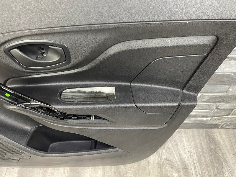 Обшивка двери, 2400 рублей, Москва