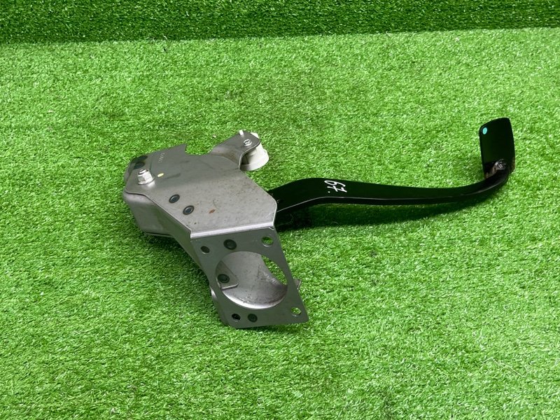 Педаль тормоза, 2500 рублей, Москва