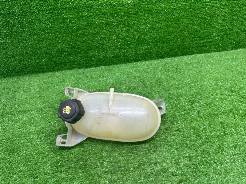 Бачок расширительный, 1000 рублей, Москва