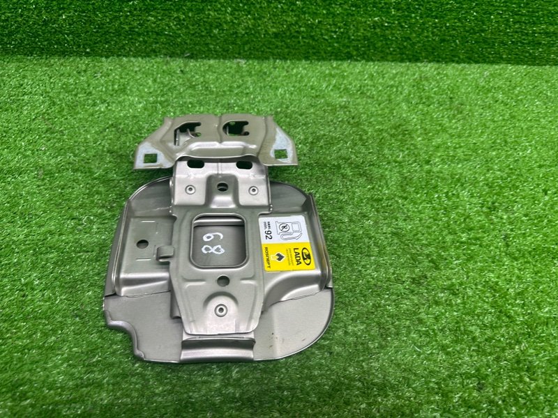 Лючок топливного бака, 1050 рублей, Москва