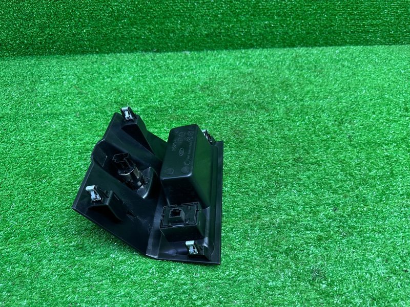 Ящик передней консоли, 1100 рублей, Москва