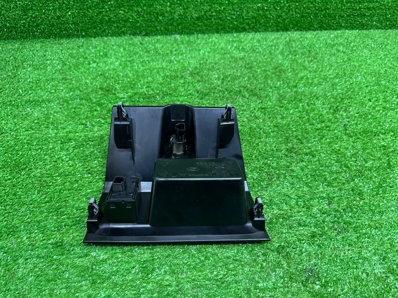 Ящик передней консоли, 1100 рублей, Москва