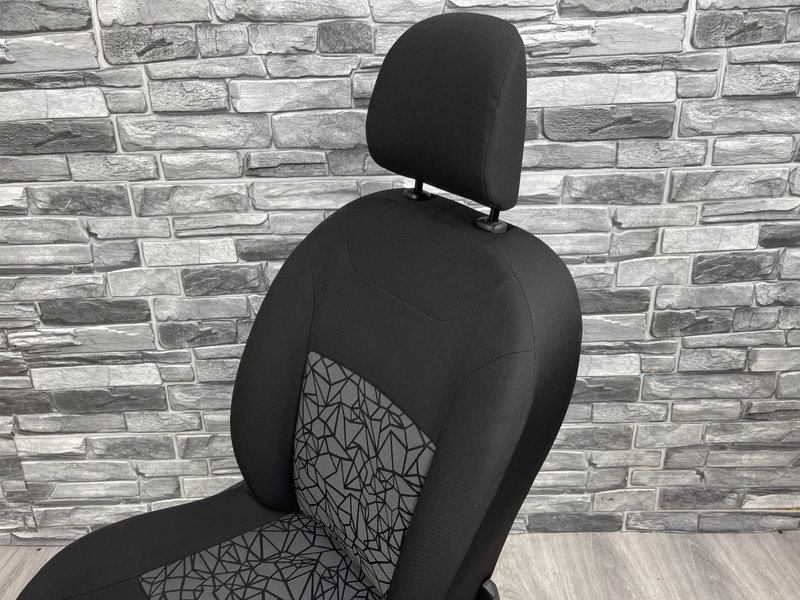 Сиденье переднее правое, 6000 рублей, Москва