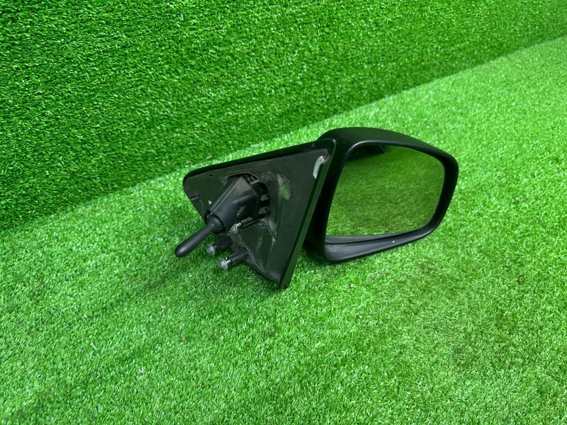 Зеркало правое, 2000 рублей, Москва